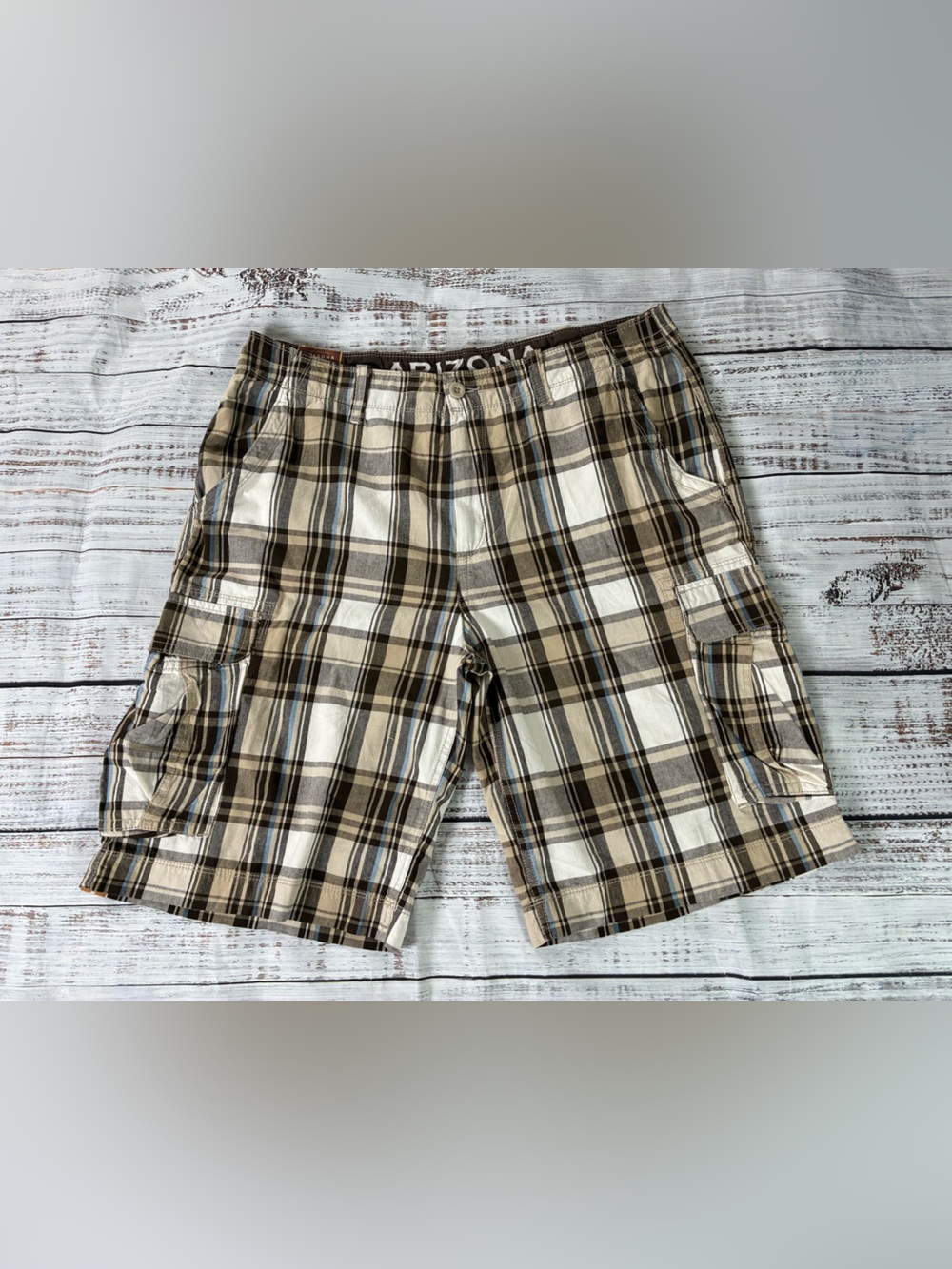Arizona Jean Co. Cargo Shorts Men’s 40 Brown Ivory Blue Plaid NWT